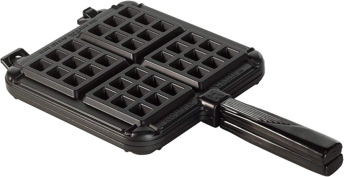 Test du gaufrier traditionnel Nordic Ware en aluminium noir