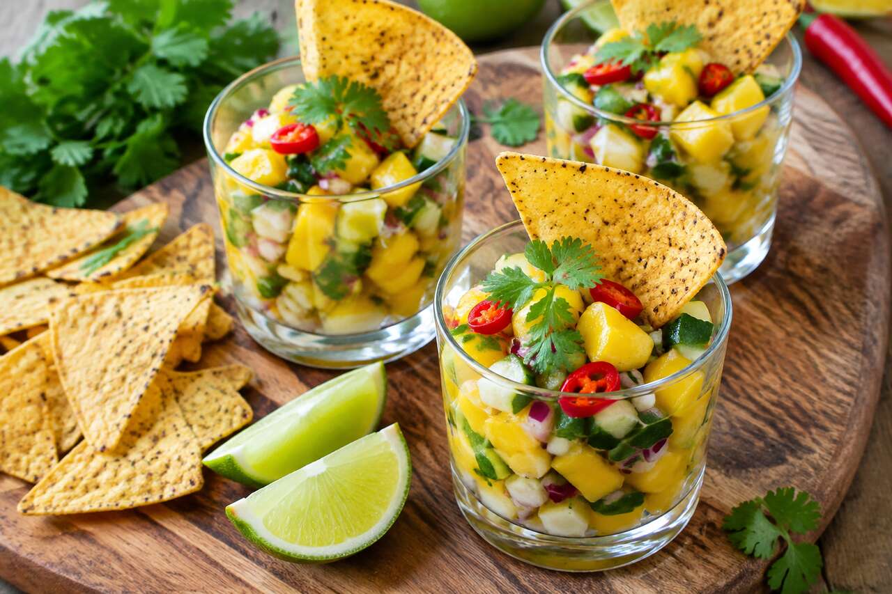 Salsa mangue concombre : fraîcheur assurée